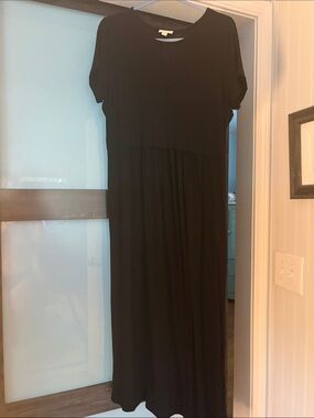 J. Jill Black Short-Sleeve Maxi Dress